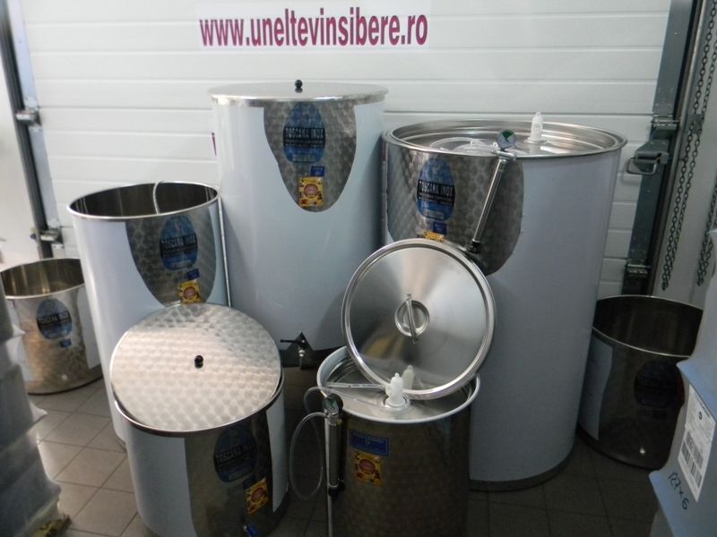 Solutie curatare butoaie inox si damigene 1 litru incepand de la 65ron