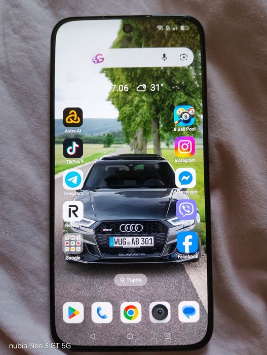 Продавам Realme 16