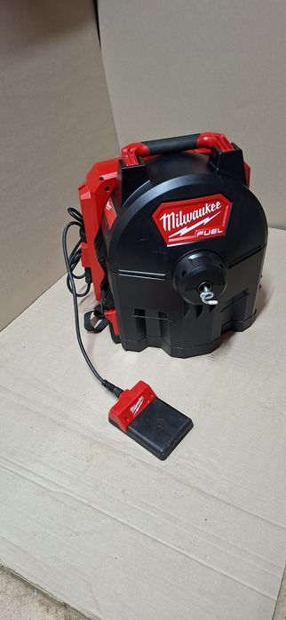 Milwaukee desfundat tevi