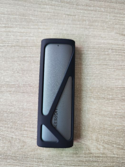 Внешний SSD на 2TB