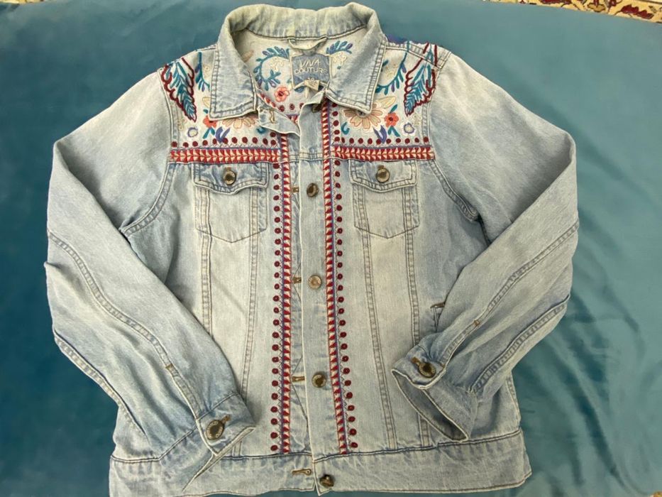 Куртка джинсовая