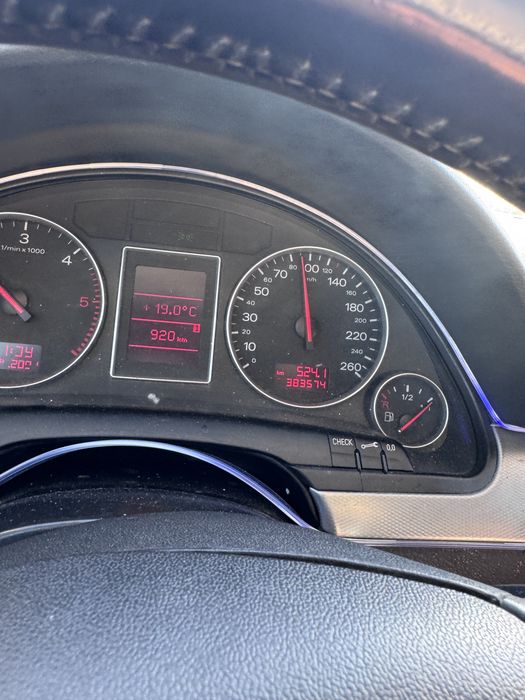 AUDI A4 2002 — imagine 5
