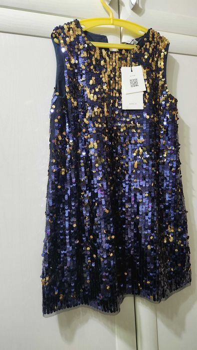 Шикарное платье на девочку.