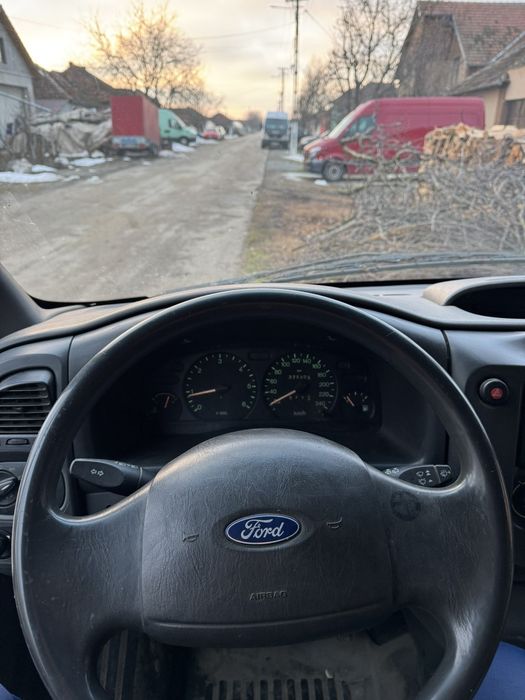 Vand microbuz ford