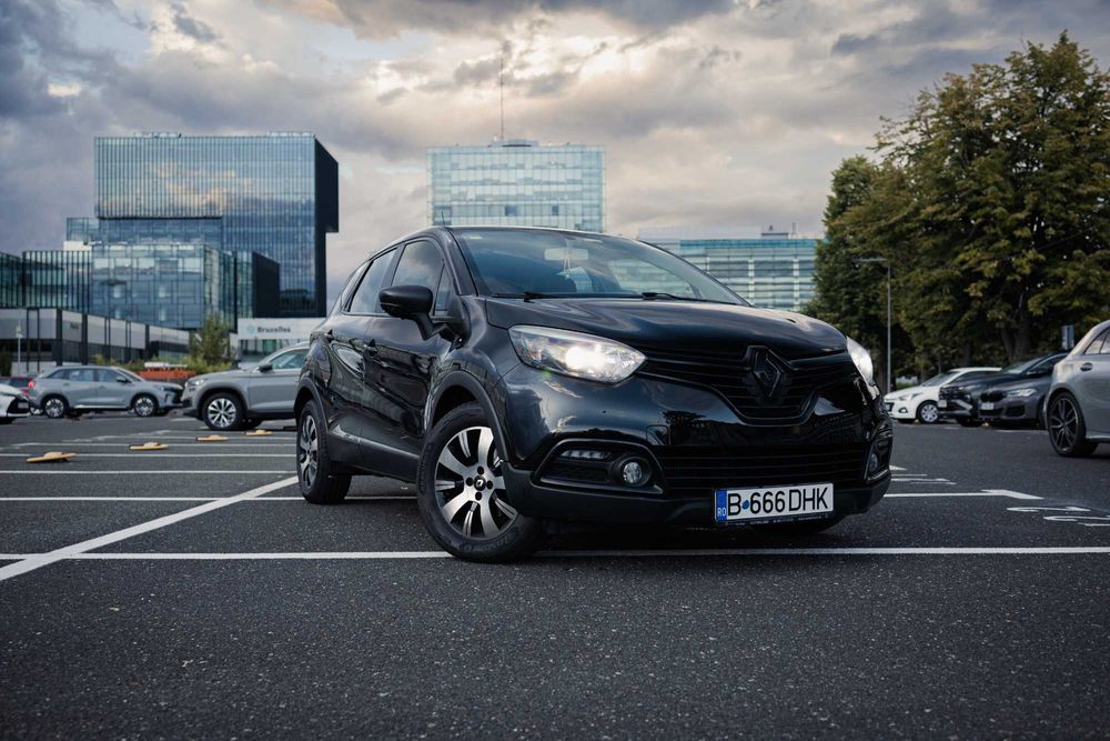 Renault Captur 1.5 dCi 90 CP | 2014 | 165.000 km | CarPlay | 2 seturi jante