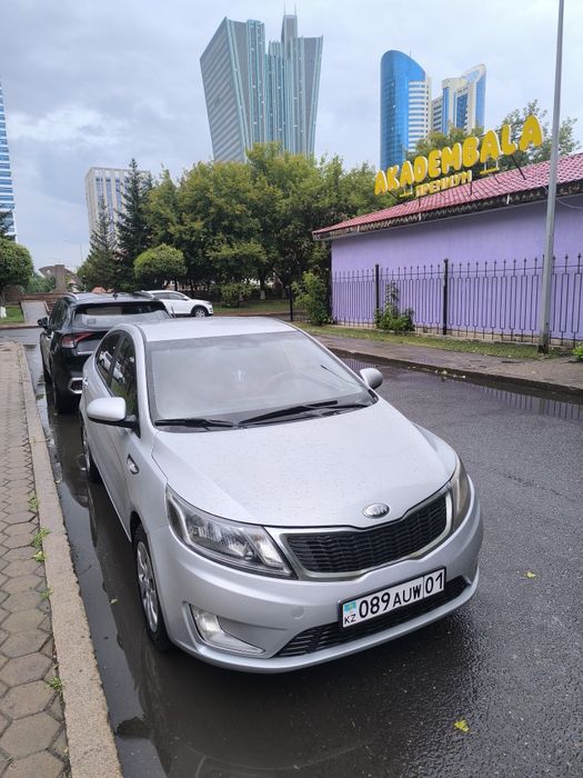 Kia Rio хорошем состоянии.