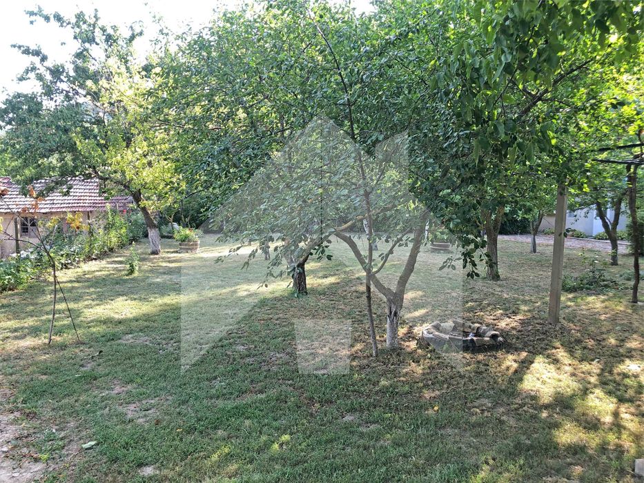 Продава се Къща в Нови пазар - 100 кв.м за 332 €/кв.м - Снимка #23