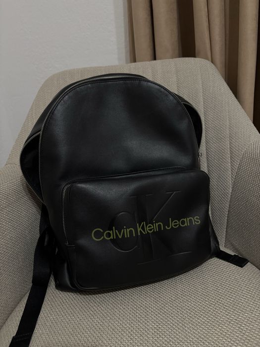 Раници, чанти Calvin, Versace, Nerri karra, Replay