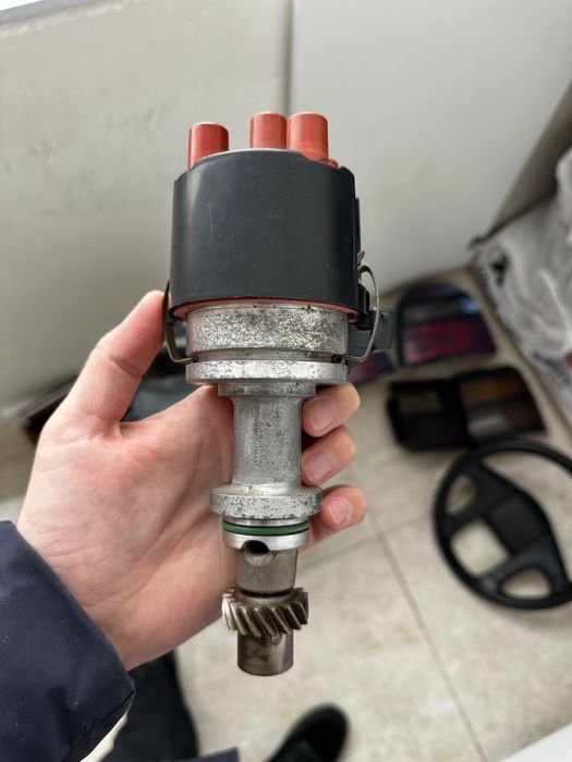 Трамблер 1.8 пассат ауди