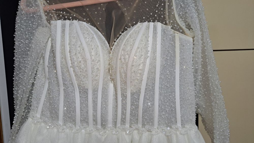 Vand rochie de mireasa