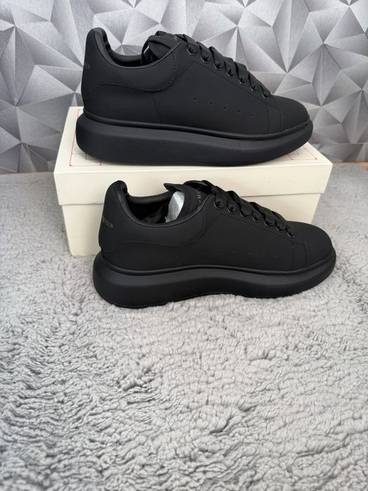 Adidasi Alexander McQueen Black