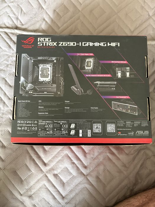 Cand placa de baza ROG STRIX Z690-I Gaming Wifi DDR5