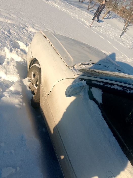 Продам Ауди 80 в среднем состояние