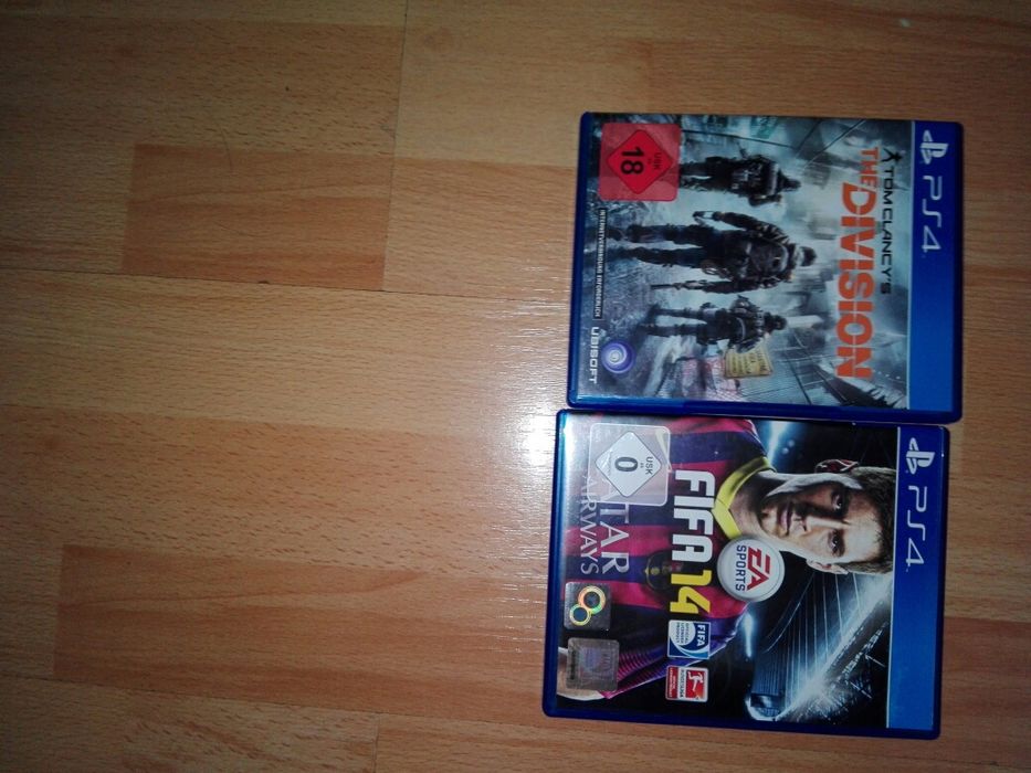 Vind jocuri s4 stare foarte buna