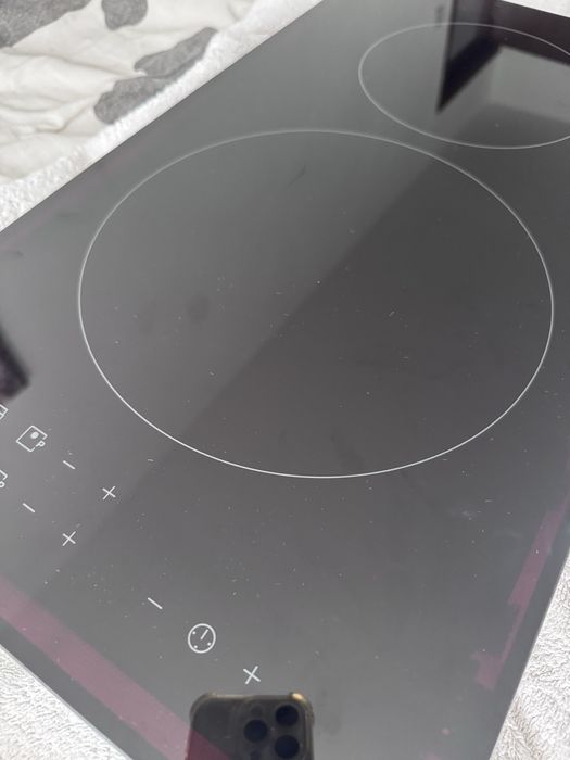 Plită cu inducție Electrolux – NOUĂ, nefolosită
