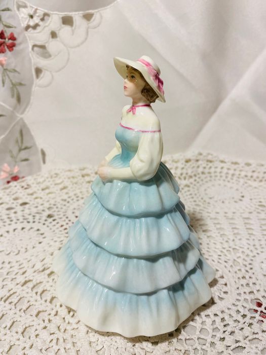 порцеланова статуетка Coalport