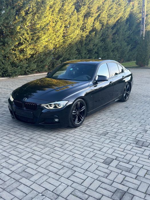 Vând BMW seria 3 / F30 M Pachet  320d  Xdrive (4x4)