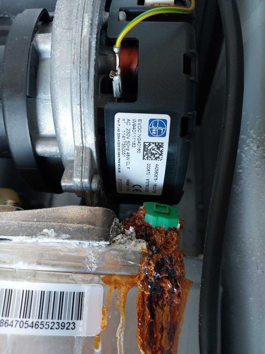 Depozit piese s.h. BUDERUS LOGAMAX U062 - 24 k.