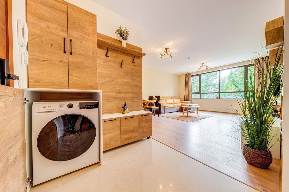 Продава се Двустаен апартамент в к.к. Пампорово - 85 кв.м за 573 €/кв.м - Снимка #1