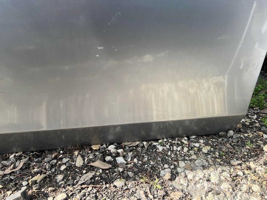 Предна дясна врата за Ауди AUDI A4 B8,5 код на боята LZ7B