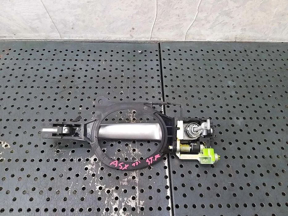 Maner usa stanga fata mitsubishi asx