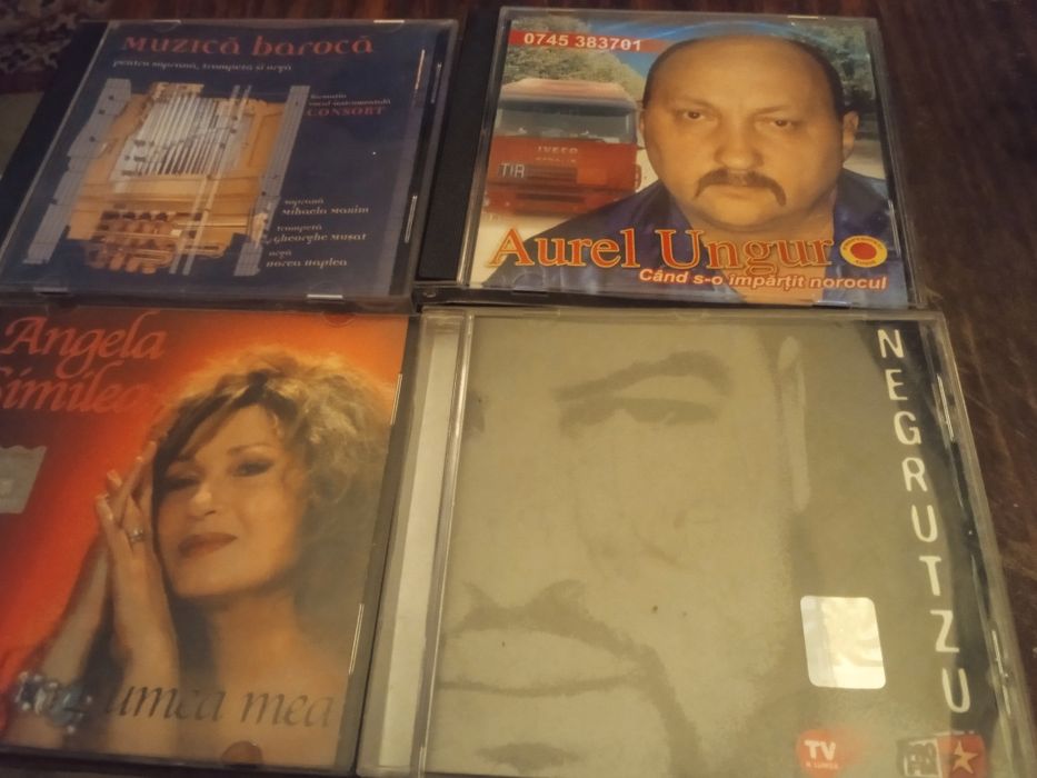 Vind cd și dvd noi