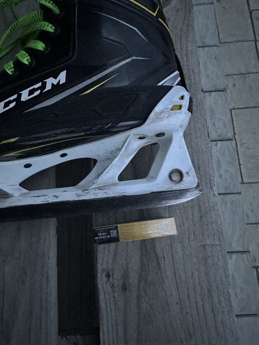 Вратарские коньки CCM 9080,