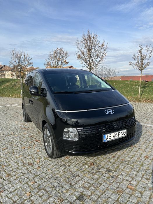 Minivan 8 +1 inchiriere  cu sofer sau fara | Rent a car Alba Iulia