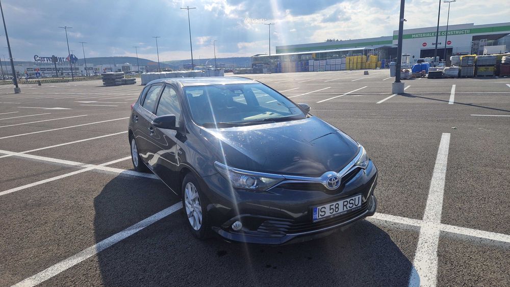 Toyota Auris Hybrid , 2017 , 230.000Km
