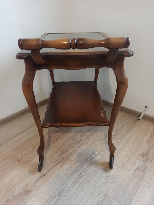 Cărucior de servire vechi Chippendale