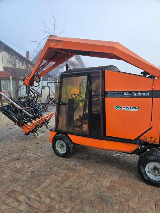 Masina montaj pavaj mecanizat OPTIMAS, 2880 ore, stare perfecta