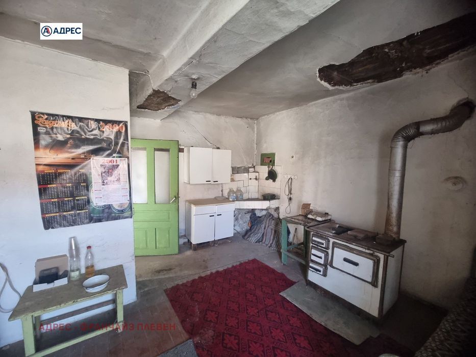 Продава се Къща в с. Беглеж, Област Плевен - 64 кв.м за 257 €/кв.м - Снимка #2