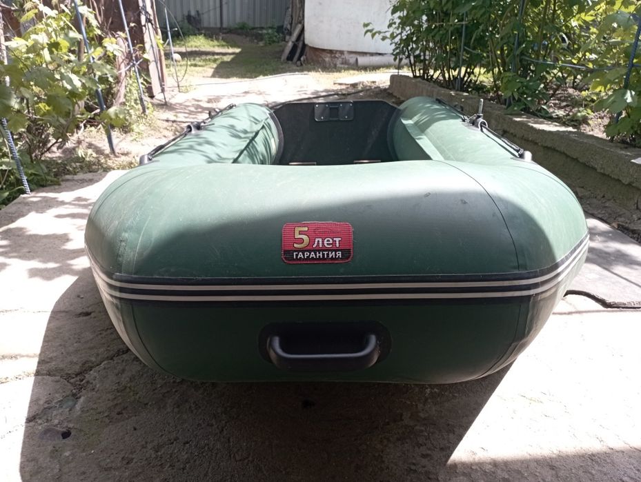 Лодка под двигатель