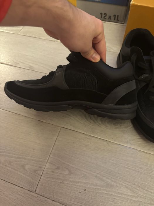 Pantofi Chanel Runner Black leather mesh