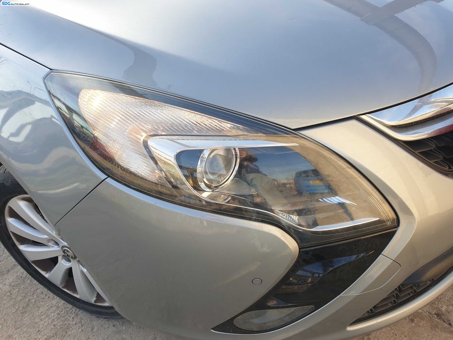 Far Dreapta Halogen cu Lupa Opel Zafira C NFL Non Facelift 2011 - 2016 [K4262]