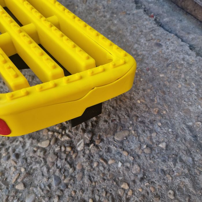 treapta / scara spate autoutilitara duba  Rhino cu senzori de parcare