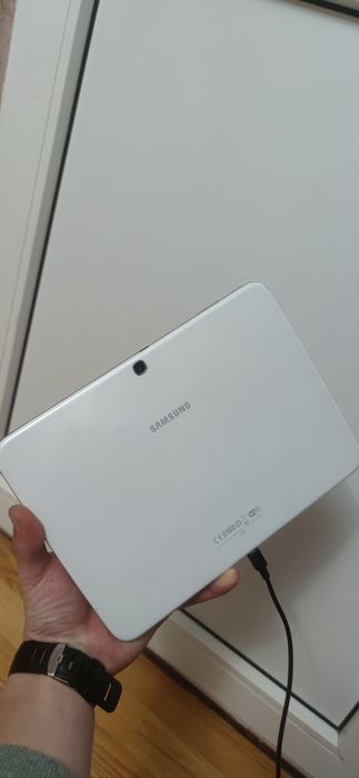 Vând tableta Samsung