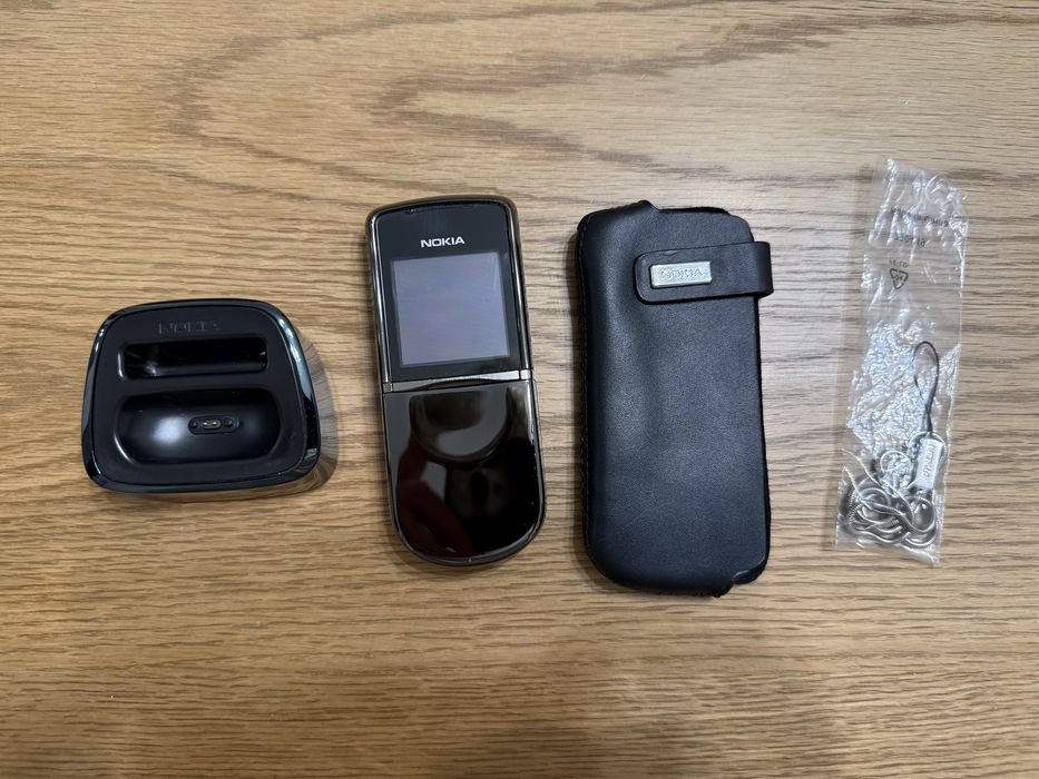 Nokia Nokia 8800D Sirocco (luna) Black САПФИР