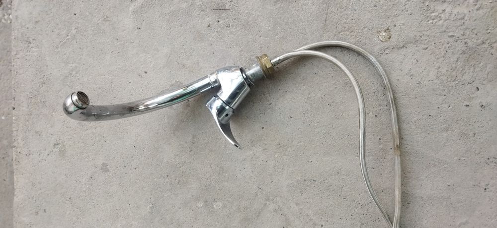 Смеситель на раковину