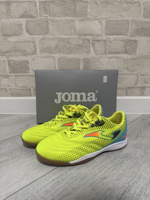 Футзалки JOMA детские в идеальном состоянии.