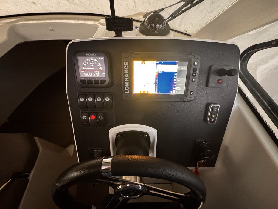 Ambarcatiune Beneteau Antares 7 - 160 ore, echipare completa, peridoc