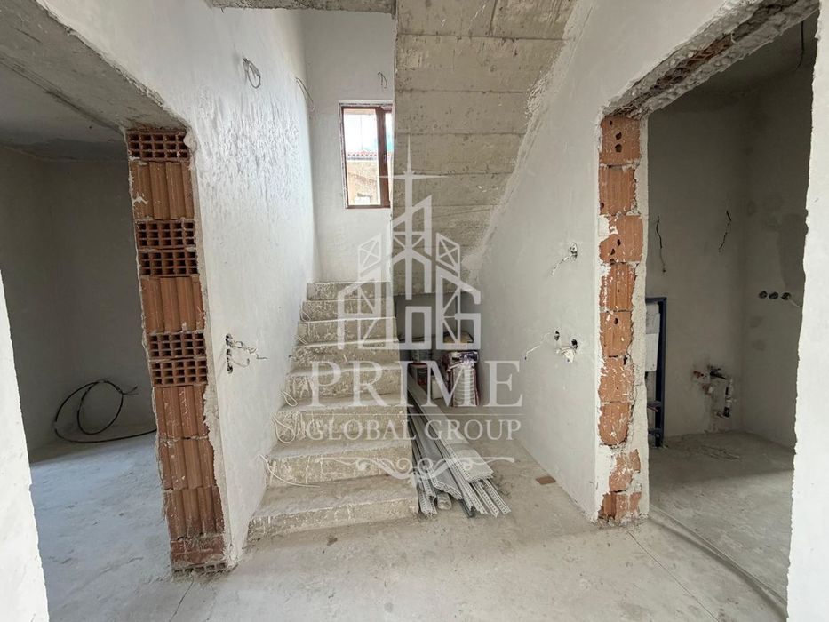 Продава се Къща в Поморие - 217 кв.м за 1291 €/кв.м - Снимка #3