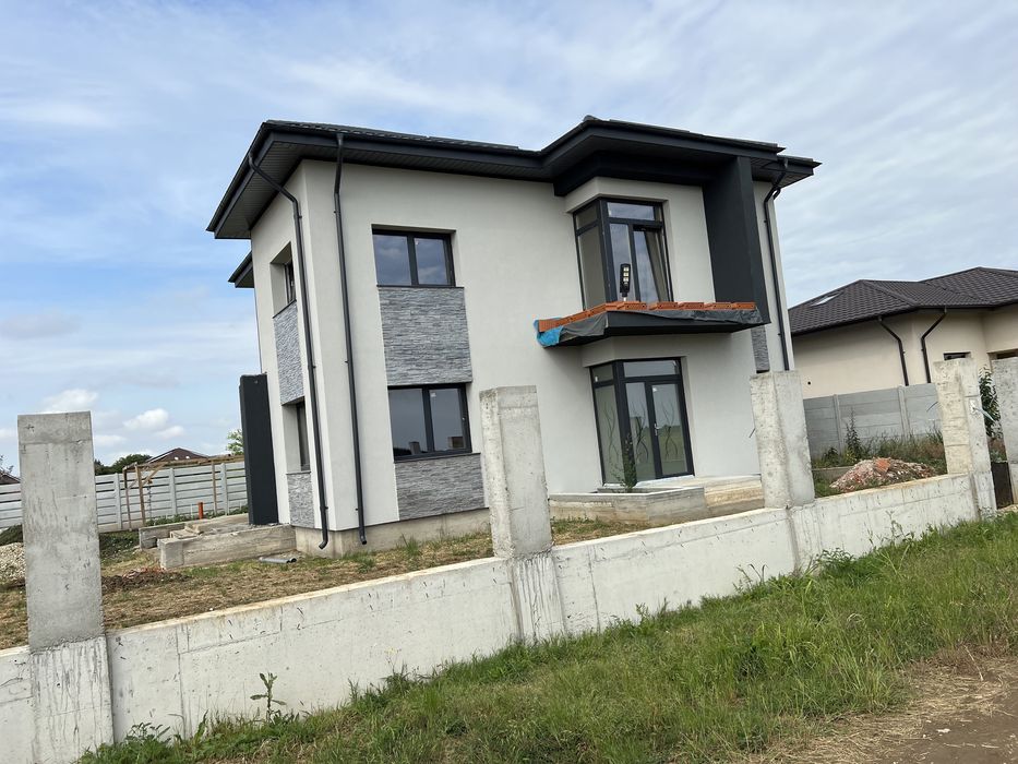 Domnesti, Particular, 3 loturi alaturate de 600 mp fiecare, desch 19m