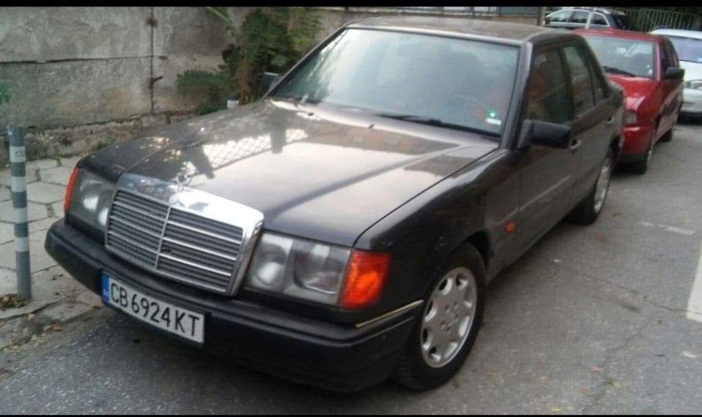 Мерцедес 124 5 броя за части