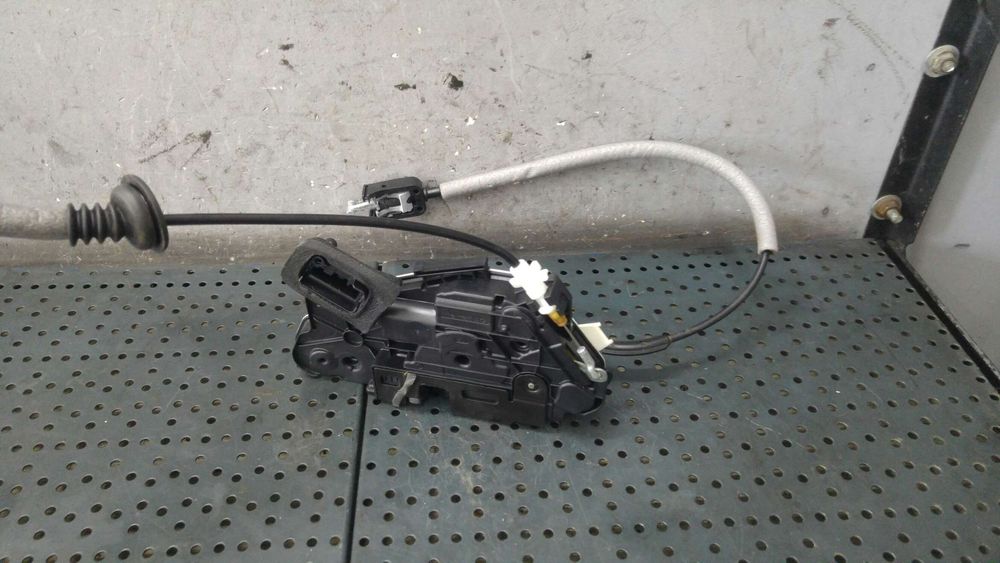 Broasca usa stanga fata skoda octavia 3 5e3 nl3 nr3 5e1837015a