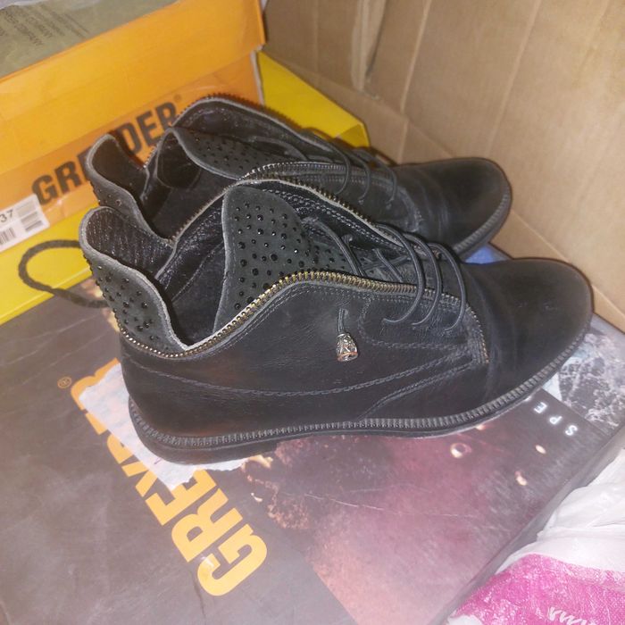 Сапожки осенние черные