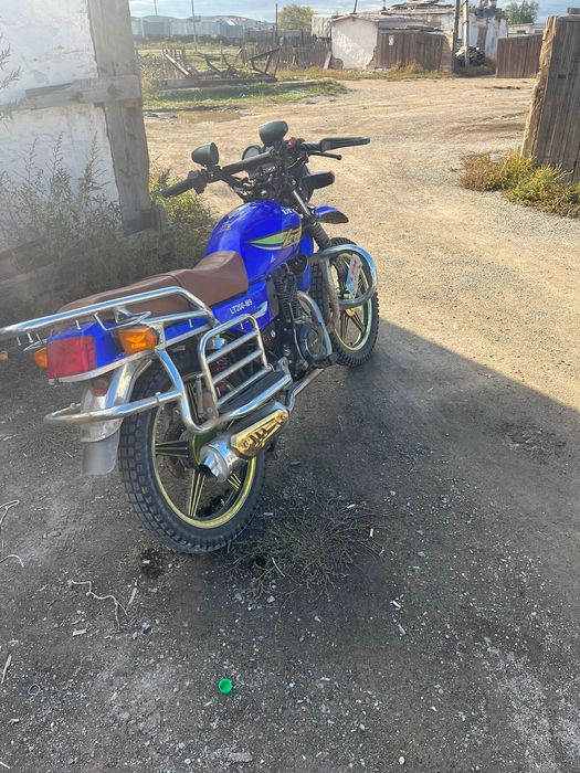 Продам LTM M9 хороший состояние