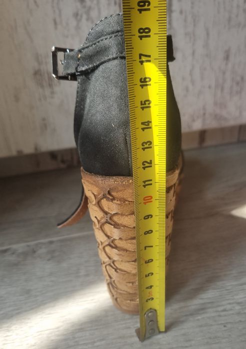 Сандали, номер 40