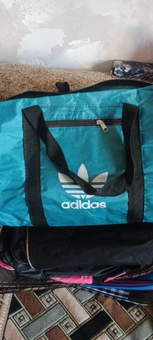 Спортивные сумки новые