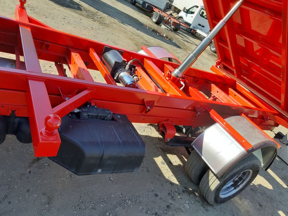 Bena basculabila confecții bene basculabila basculanta iveco Mercedes